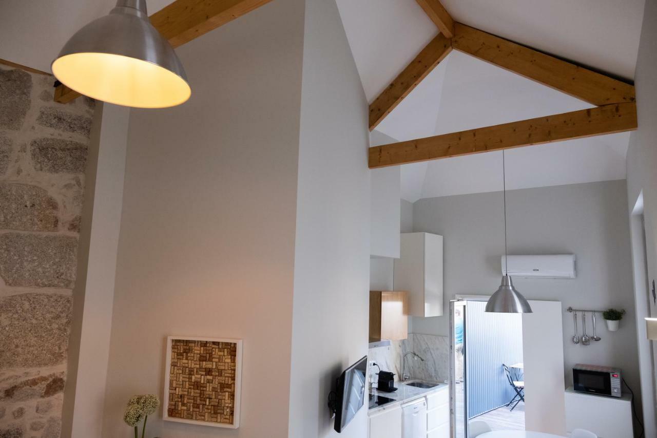 Alda'S Vintage Apartments With Free Parking Porto Luaran gambar