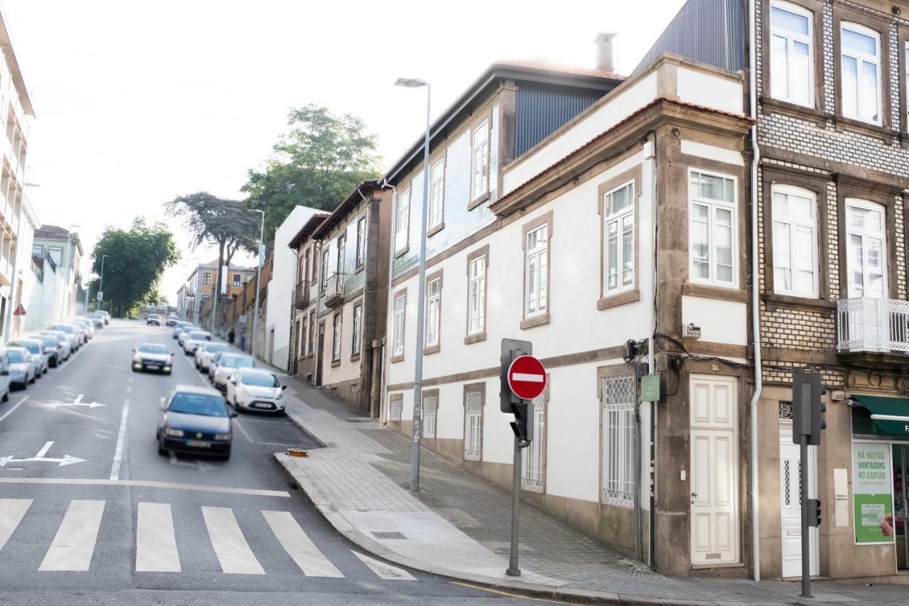Alda'S Vintage Apartments With Free Parking Porto Luaran gambar